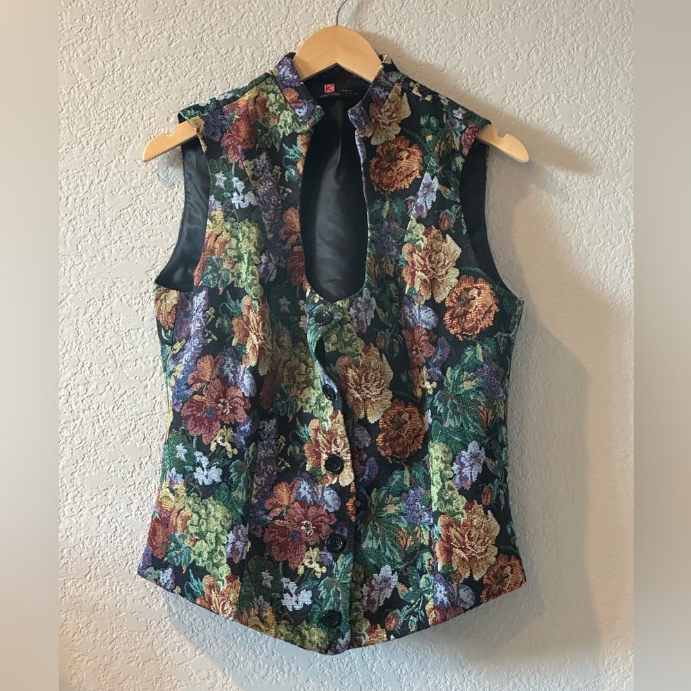 KANCY KOLE Women Waistcoat Button Vintage Vest Regular Fitted Fashion Jacquard